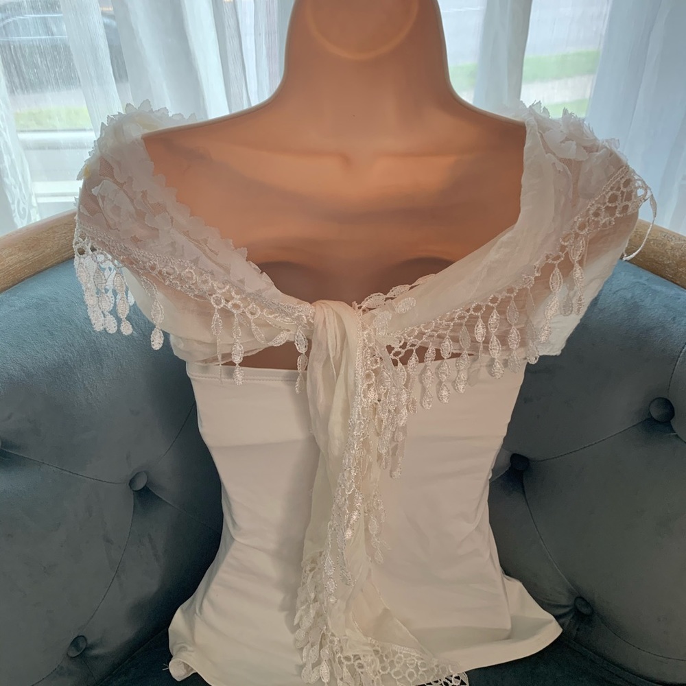 🔴2/$20 🔴Light scarf, NWOT - Picture 3 of 8